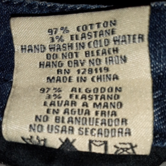 Women's Grace in LA - Picture 11 of 12